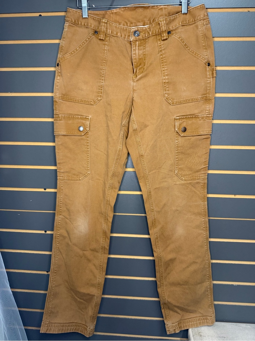 Duluth Trading Co Tan Men's Cargo Pants - Workwear Utility
